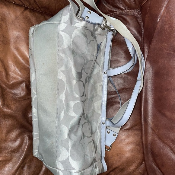 Authentic Coach Diaper bag - Picture 2 of 5